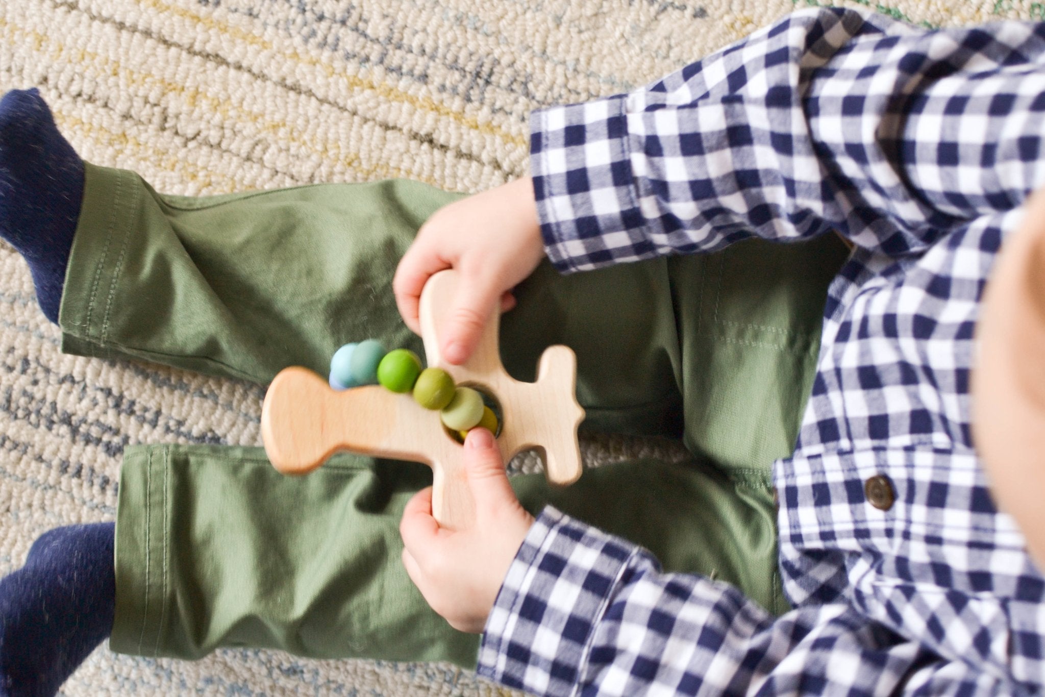 Airplane Wood Grasping Toy With Teething Beads - Bannor-toys