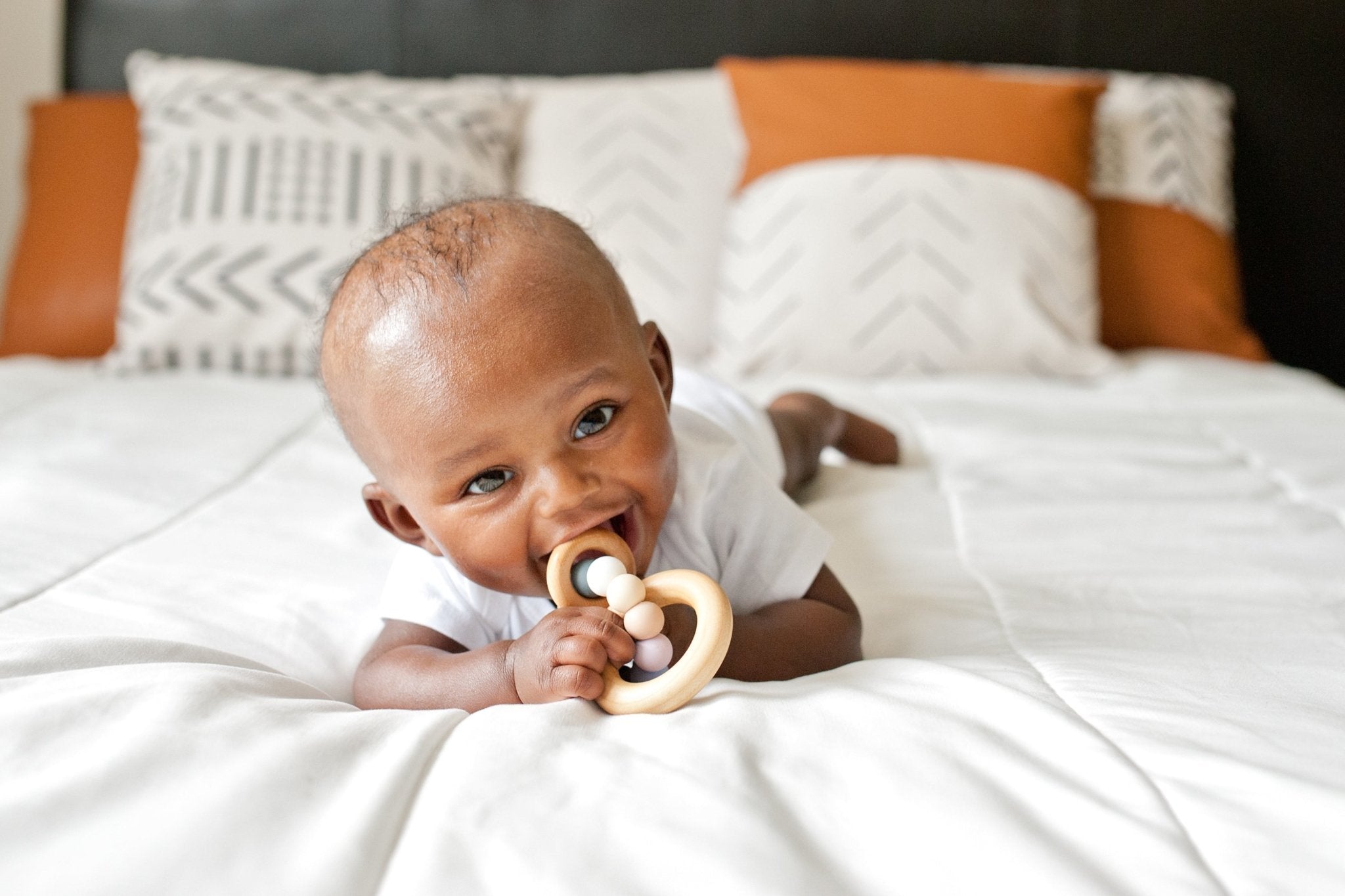 Saturn Ring Wooden Baby Teether - Bannor-toys