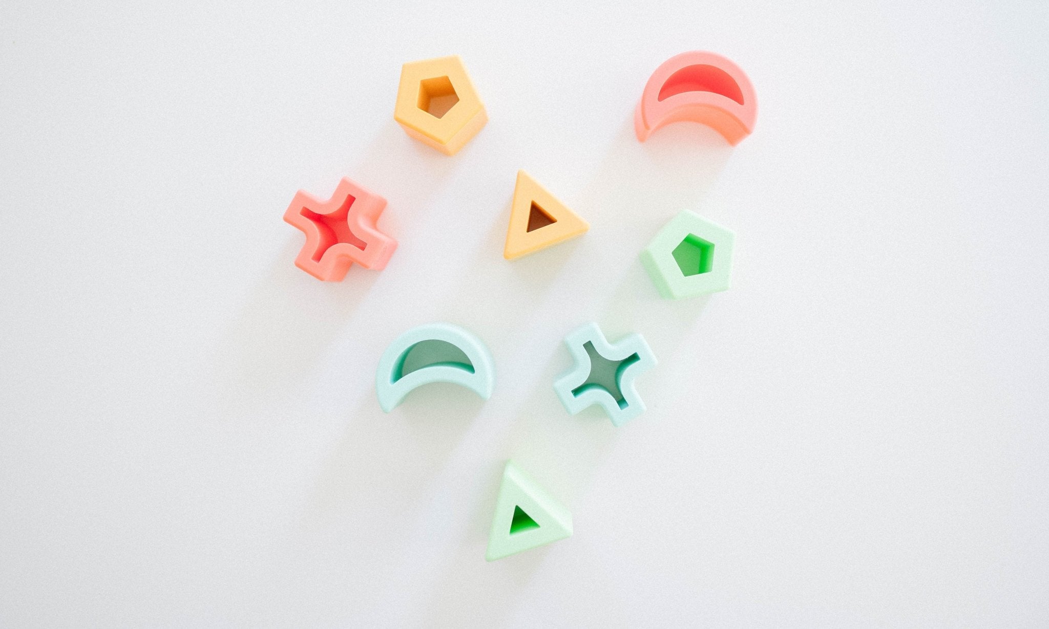 Shape Sorter - Wood + Silicone - Bannor-toys