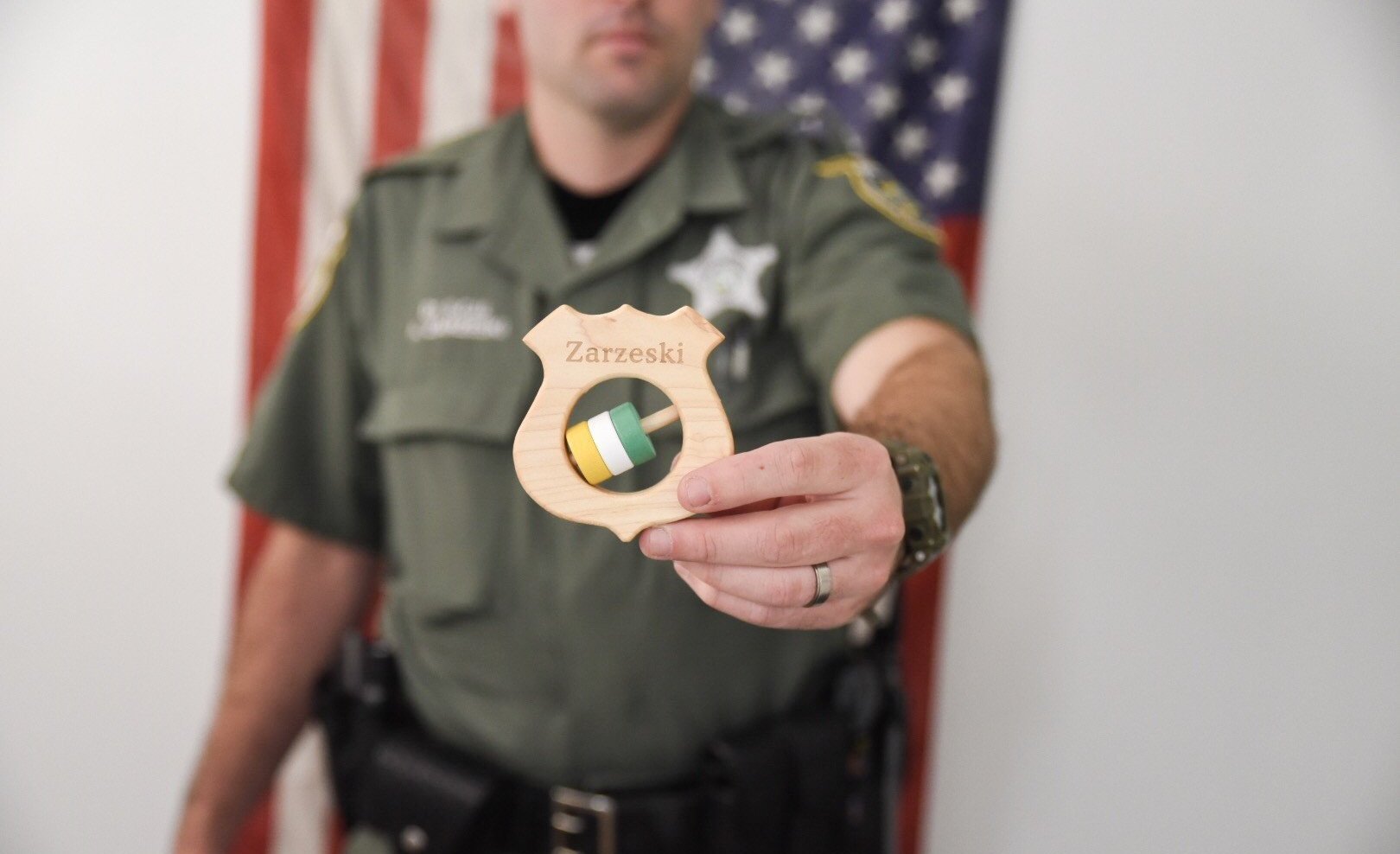 Shield Rattle - Bannor-toys - Sherriff